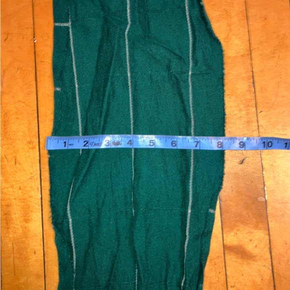 Free add on// 100% shurwool striped scarf - Picture 3 of 4